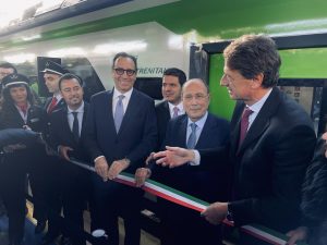 Arriva sui binari siciliani il nuovo treno “Blues”