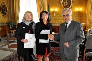 Malattie rare, commissario Mattei incontra rappresentanti Aismac